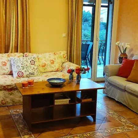 Pigi Méson Yerakaríon